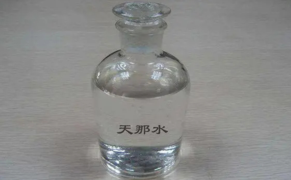 潔廁靈不能和天那水共同使用